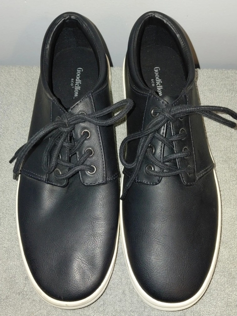 Goodfellow & Co. Men's Black Lace-Up Sneakers – Size 9